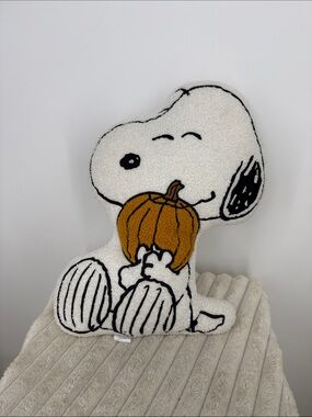 Peanuts Snoopy Pumpkin Fall Plush Pillow - White & Orange